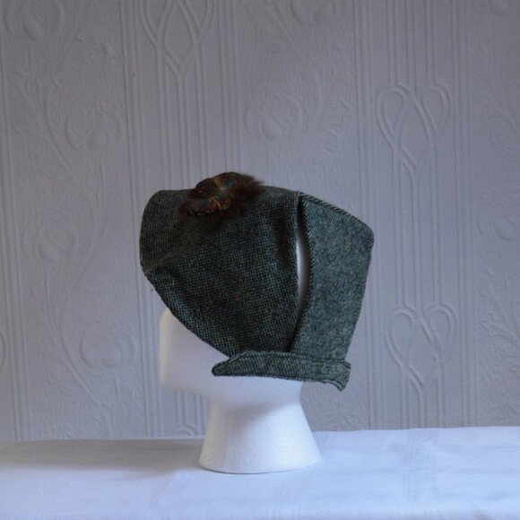 Early 60's tweed suit with matching hat - size small/medium - Picture 6 of 8